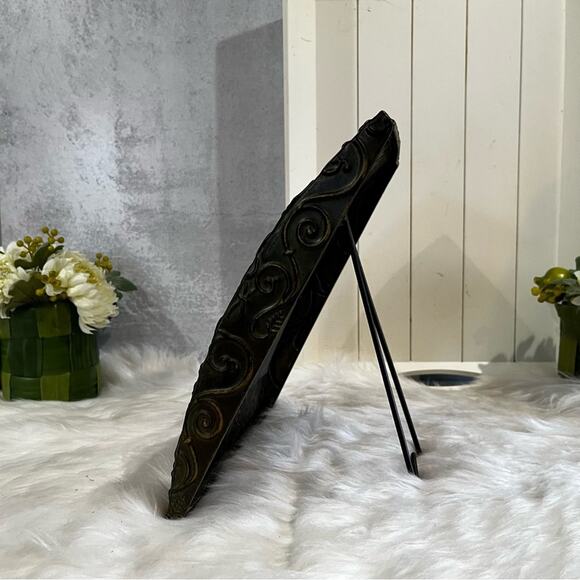 NEW Z Gallerie Curved Metal Scroll Etched Vines Frame 5x7 Green Amber NWOT - Picture 8 of 15